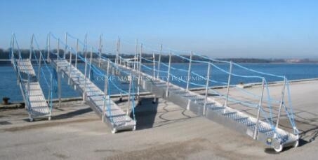China Marine Aluminium Ladders Marine Accommodation Ladder  Gangway Ladder supplier