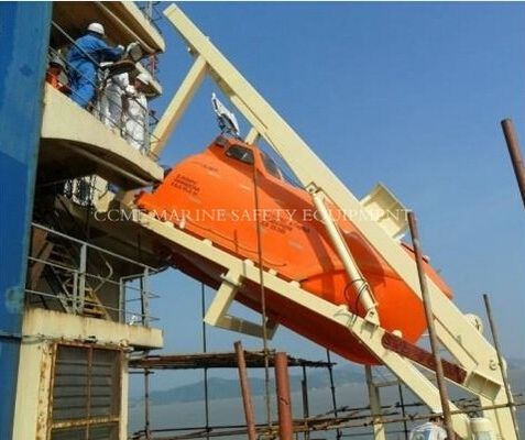 China Free Fall Lifeboat Totally Enclosed Lifeboat marine boats supplier