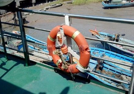 China Marine Life Ring Solas Life Buoy 2.5kg And 4.3kg Life Buoys supplier