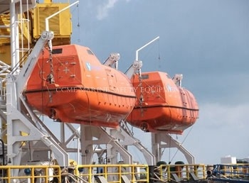 China Marine Totally Enclosed FRP Lifeboat supplier
