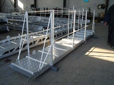 China Marine Gangways Ship Gangway Aluminum Boat Gangway ladder supplier