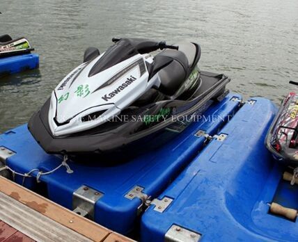 China Marina Plastic Jetski Floating Pontoon Docks With Wheels supplier