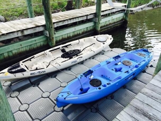 China Marina Plastic Jetski Floating Pontoon Docks With Wheels supplier