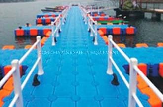 HDPE Floating Dock Floating Pontoon Cube floating bridge supplier