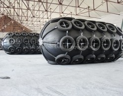 Marine Pneumatic Floating Rubber Fenders supplier