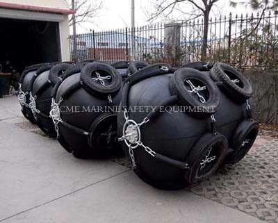 Floating Pneumatic Rubber Marine Fenders supplier