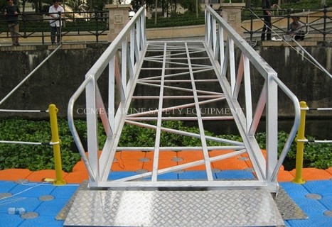 Marine Embarkation Ladder Marine Alloy Wharf Ladders Gangway Ladders supplier
