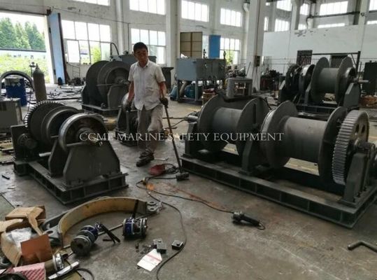 Marine Towing Winch For Marine Cable Marine Windlass supplier